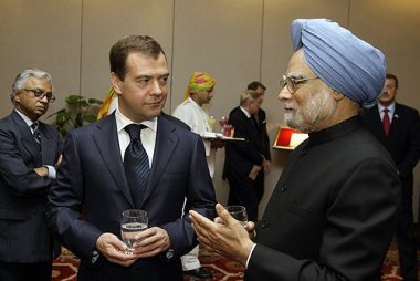 Medvedev and Singh (Presidential Press and Information Office)